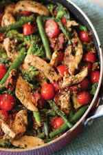 chicken pesto asparagus skillet