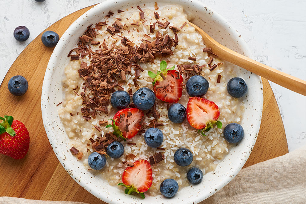 Oatmeal with chocolate chips