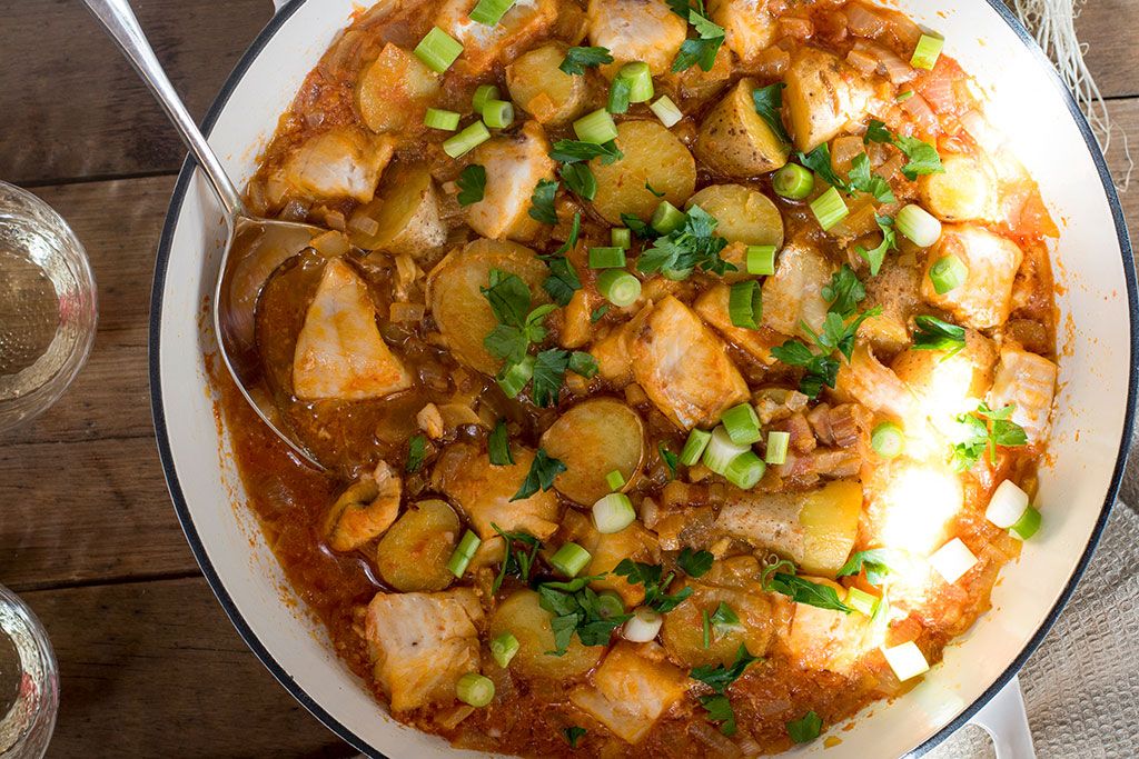 Pan-Cooked Fish and Potato Stew