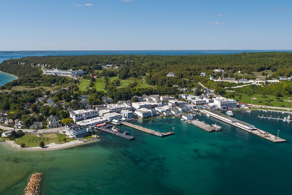 © Mackinac Island Tourism Bureau