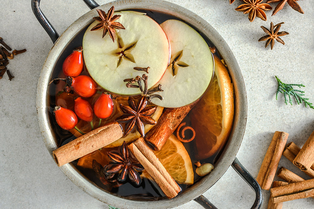 Holiday simmer pot